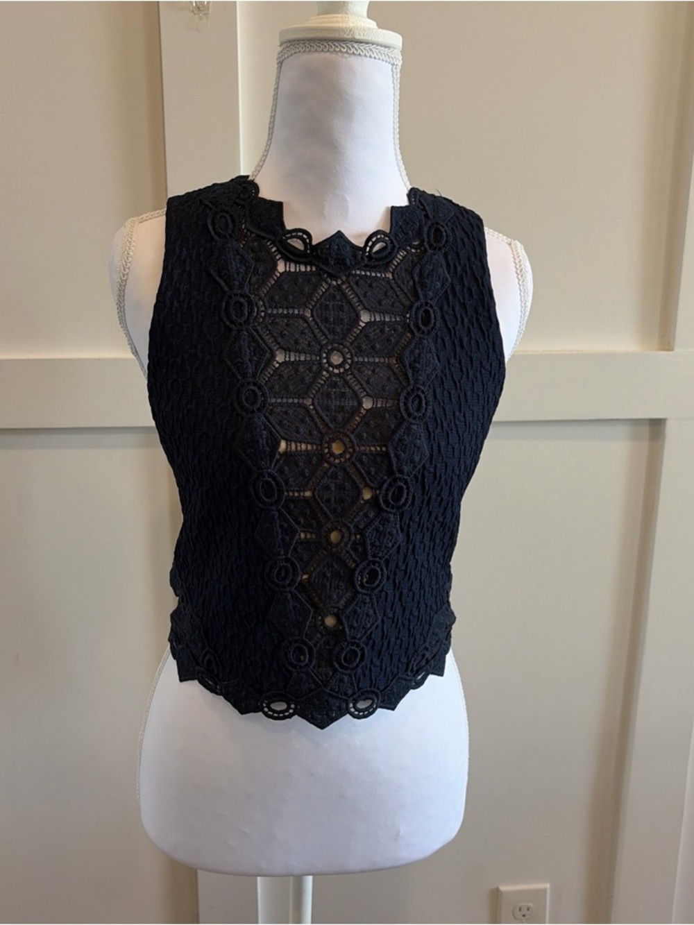 Rebecca Taylor Navy Blue Crepe Blouse- $325 MSRP - Hidden Back Zip - Picture 2 of 9